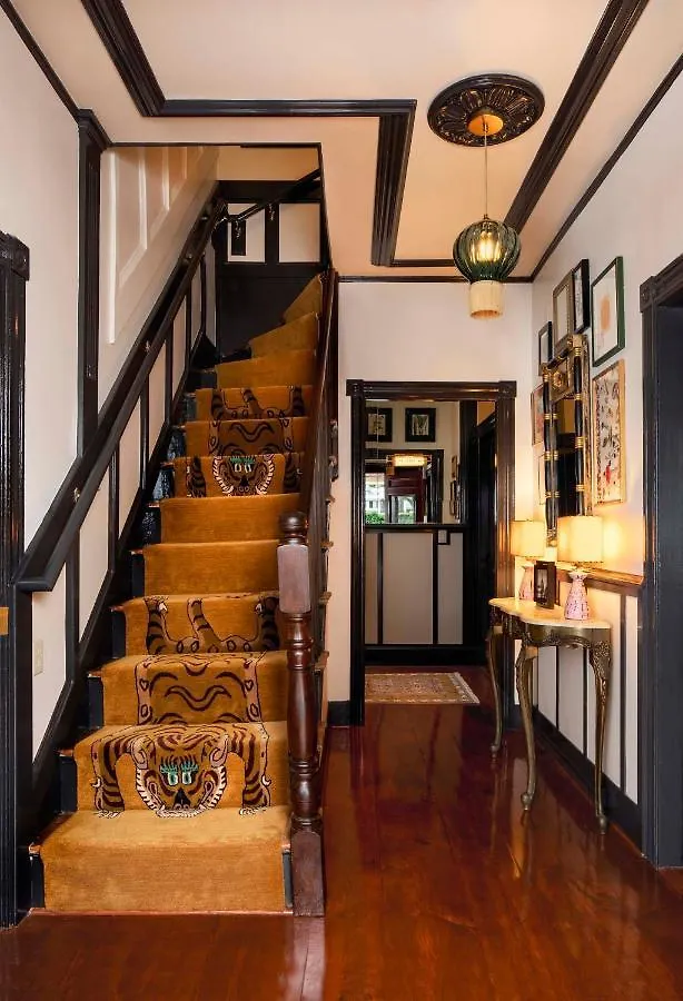 Hotell Life House,