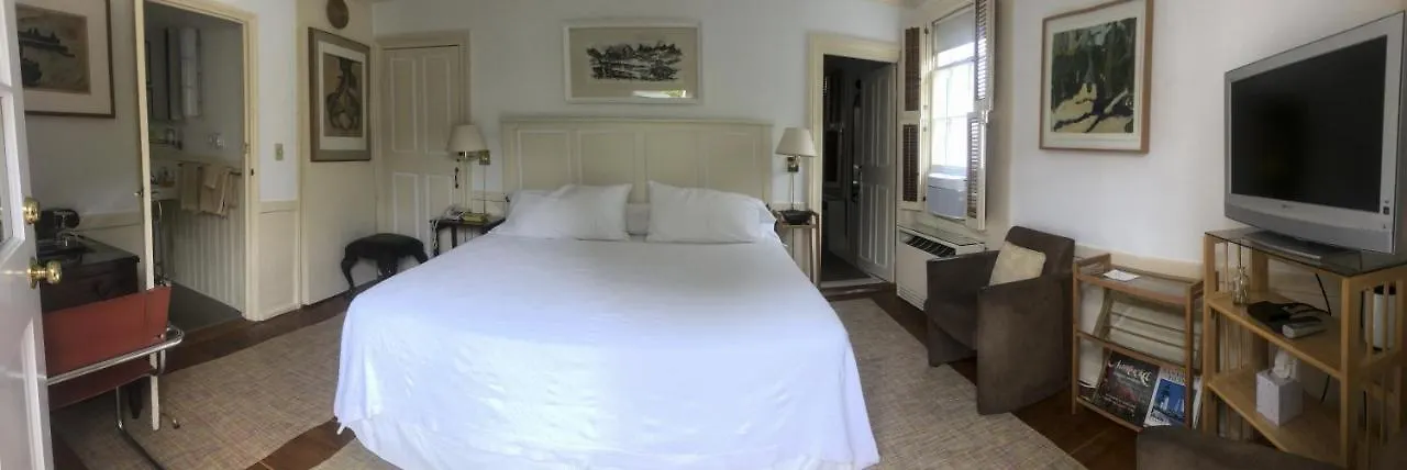 Bed & Breakfast 29 India House