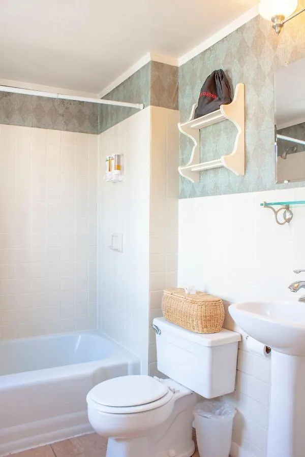 Hotel Hawthorn House 3*