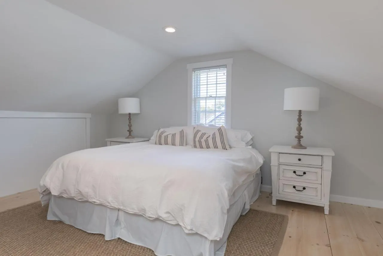 45b Pleasant St Holiday home