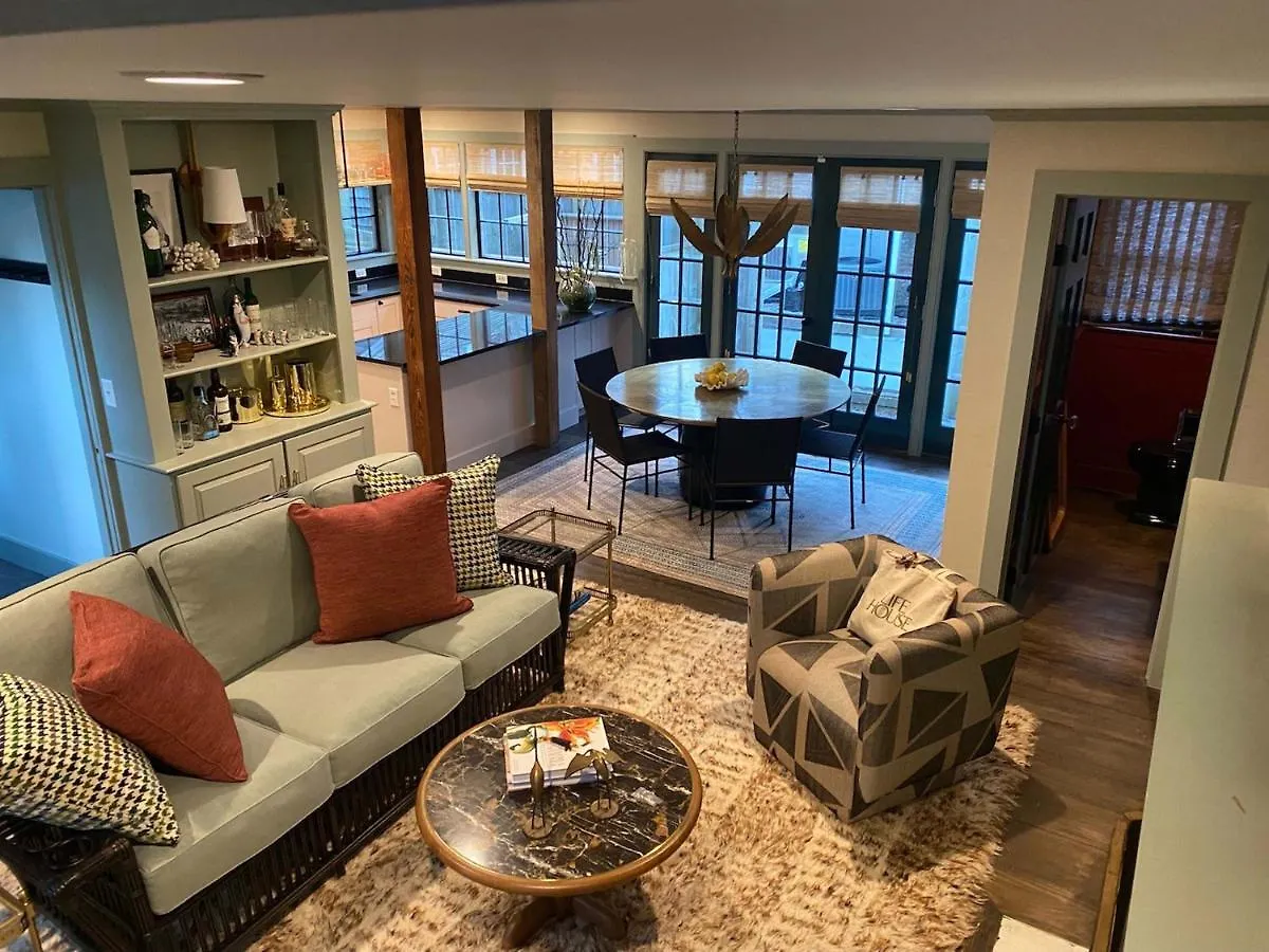 Faraway Hotel Nantucket