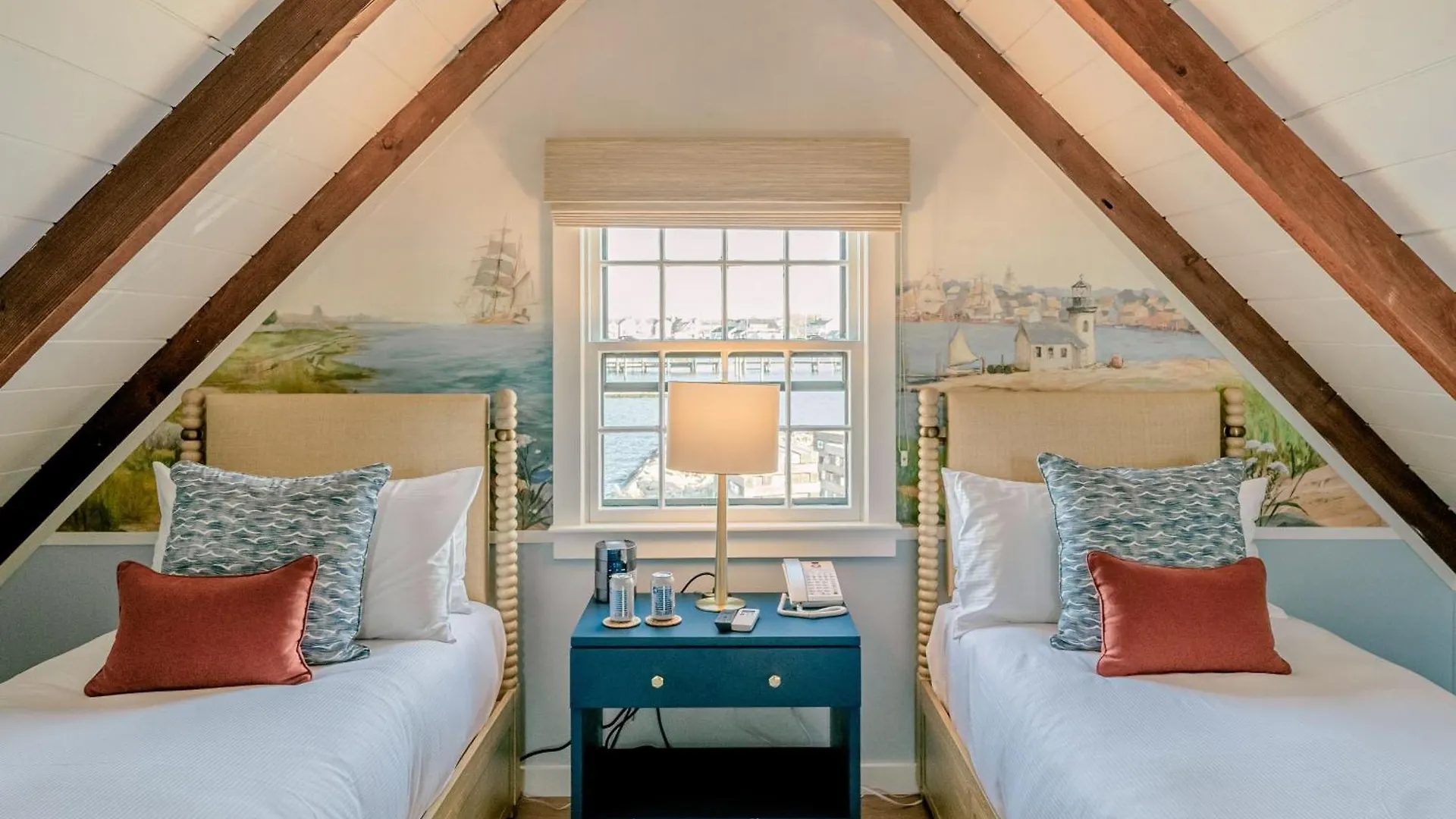 The At Boat Basin Hotell 4*