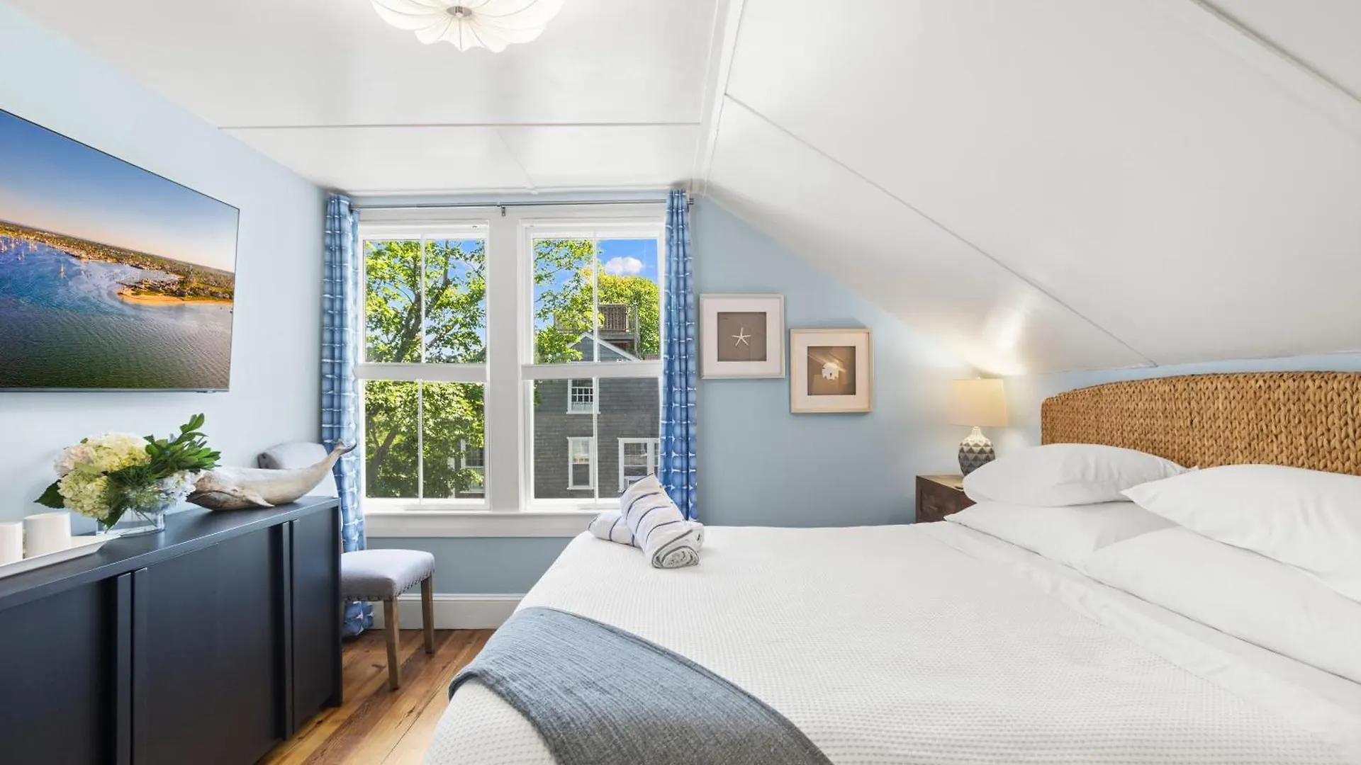 Carlisle House Lodge Nantucket