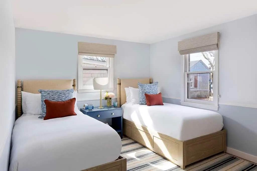 The At Boat Basin Hotell 4*