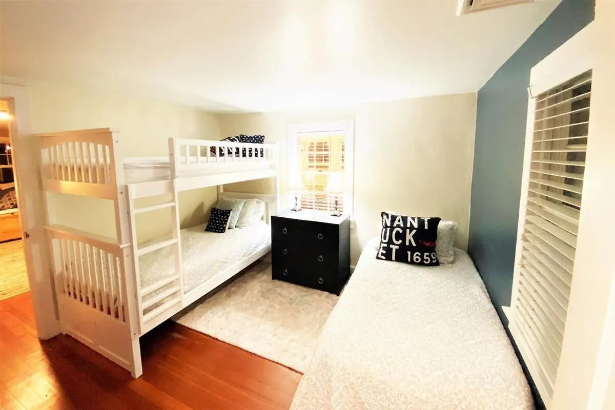 Luxurious Madaket Oceanside Retreat Holiday home *