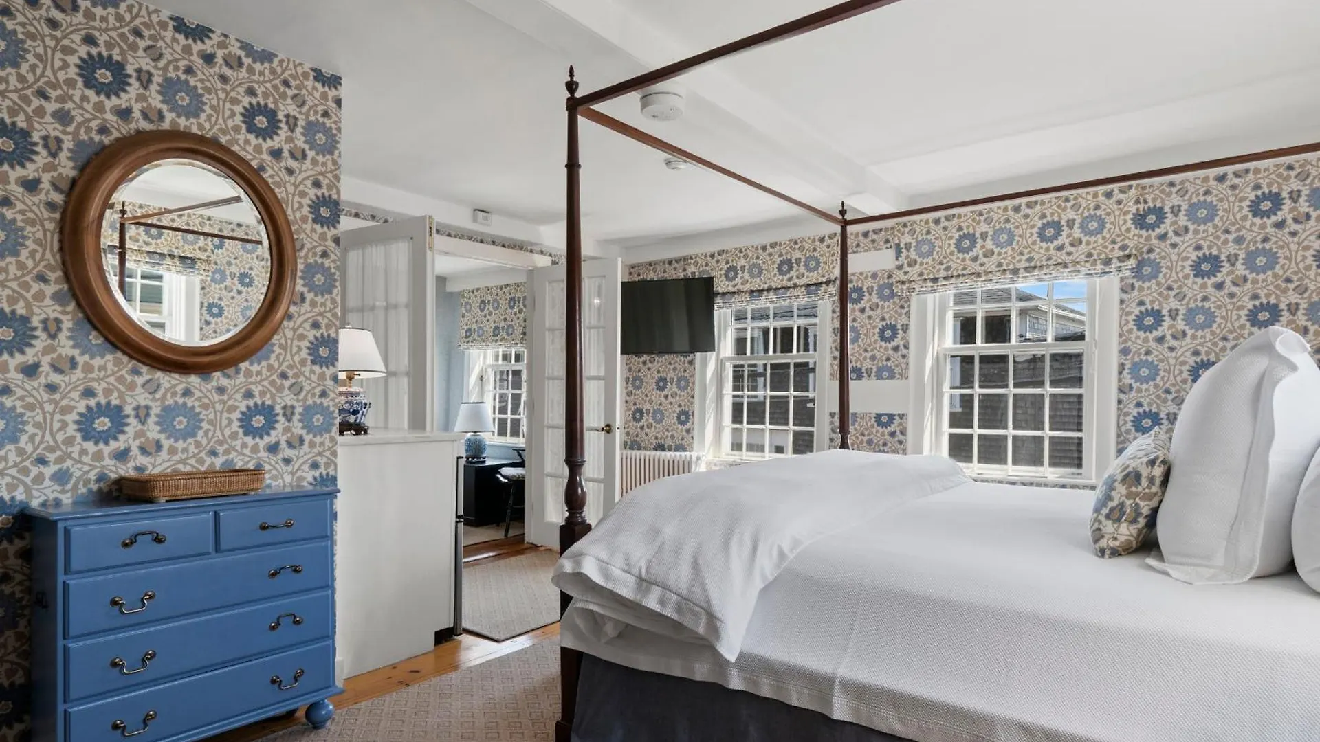 Union Street 5* Nantucket
