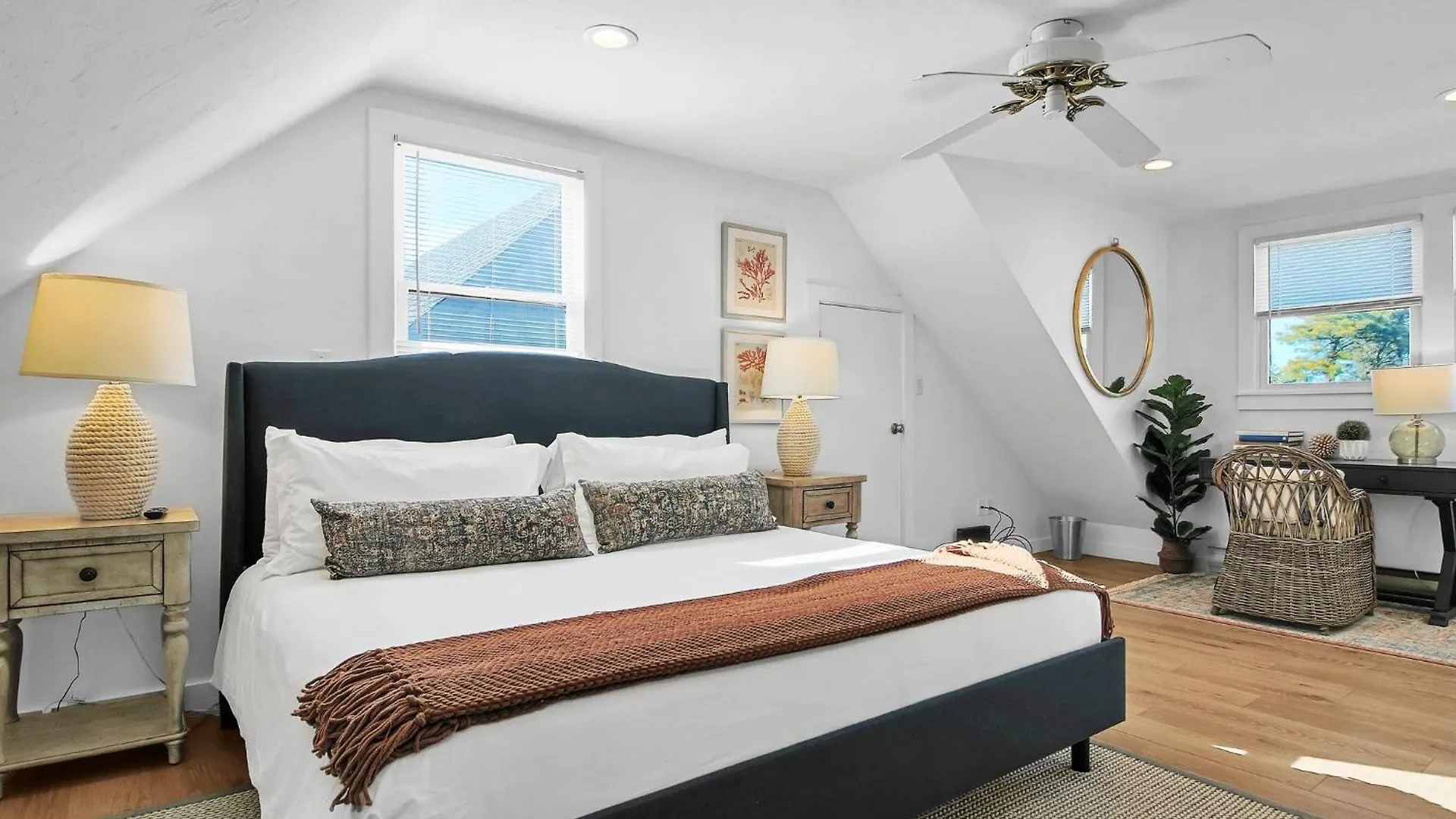 Holiday home Charming 3br In Nantucket's Natural Beauty Nantucket