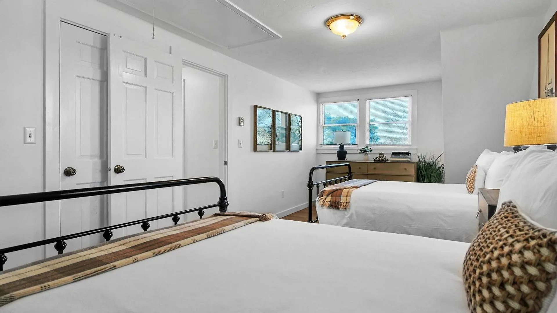 Charming 3br In Nantucket's Natural Beauty *