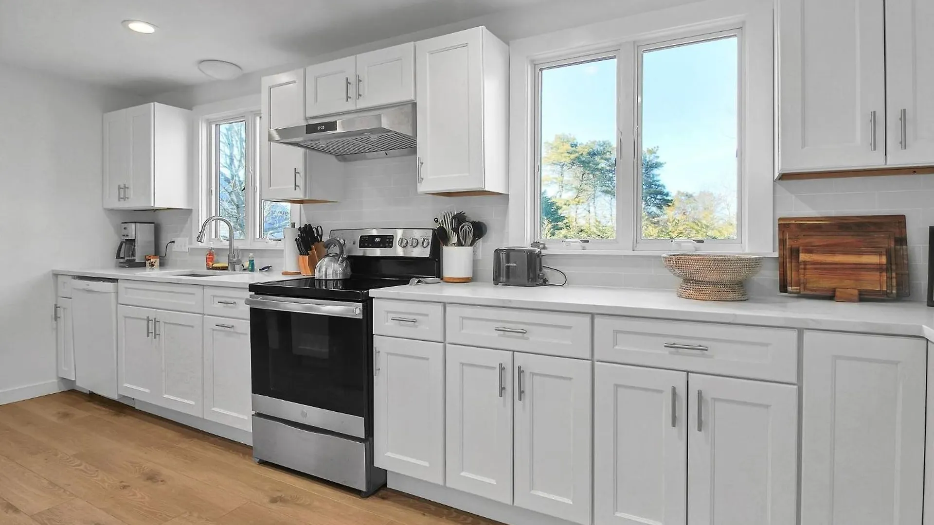 Holiday home Charming 3br In Nantucket's Natural Beauty Nantucket