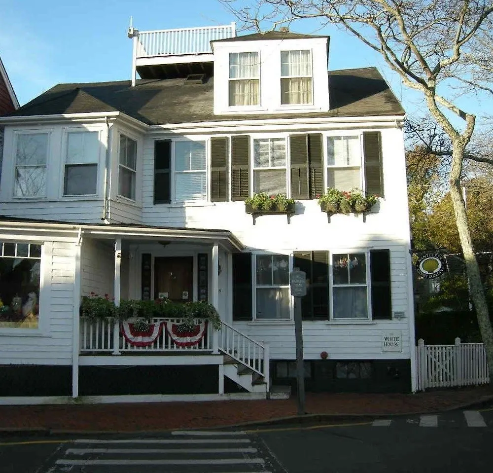 White House Hotell