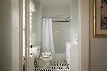 Bed & Breakfast Brass Lantern Nantucket