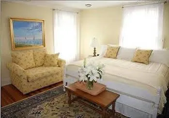 Cliff 4* Нантакет