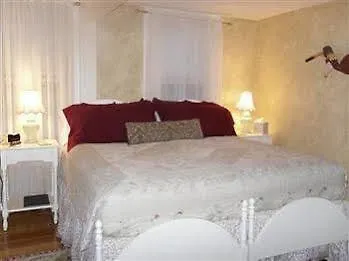 Cliff 4* Nantucket