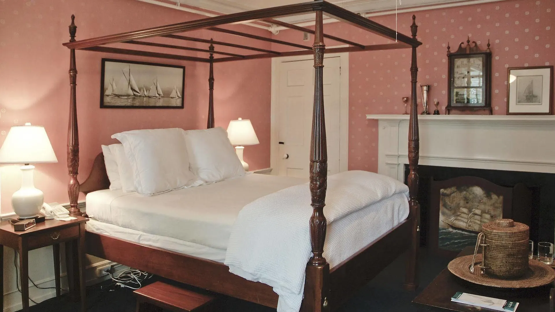 Ships 3* Nantucket