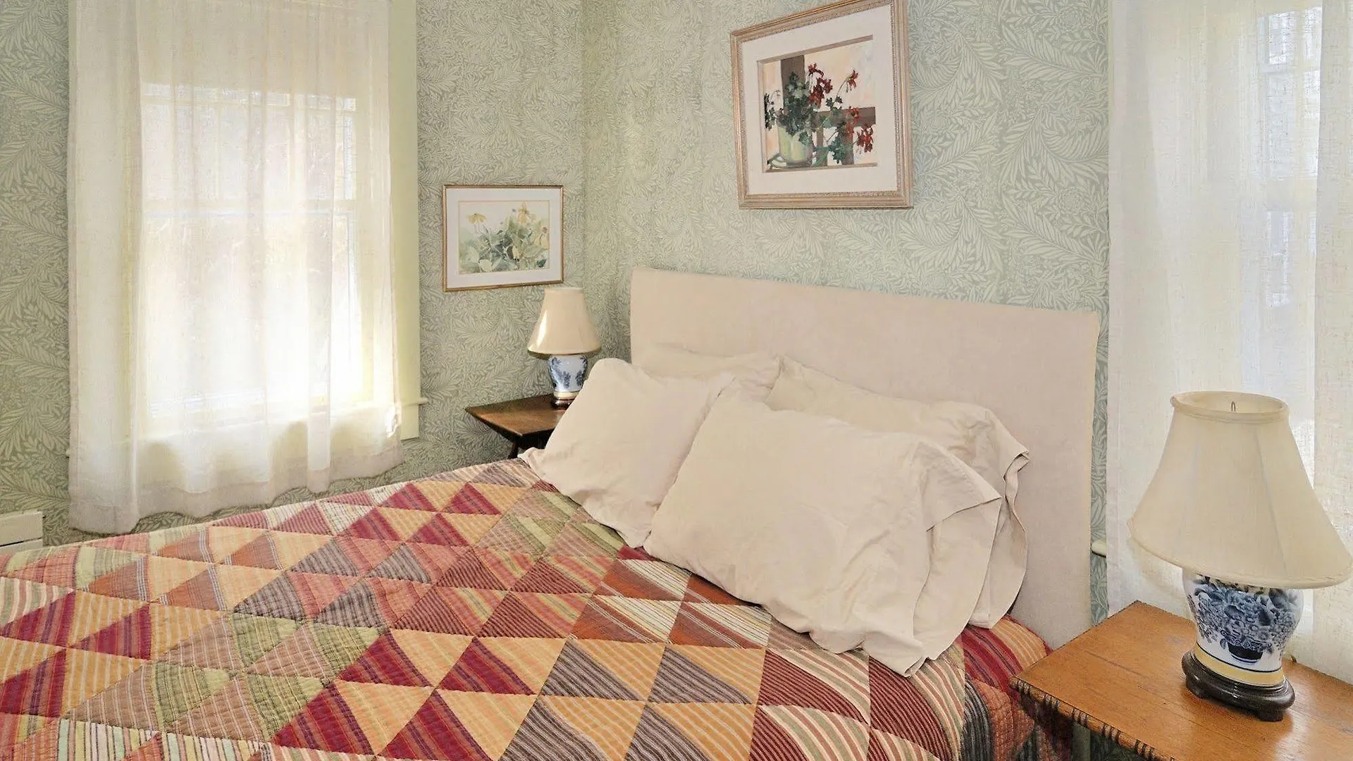 The Chestnut House Hotell