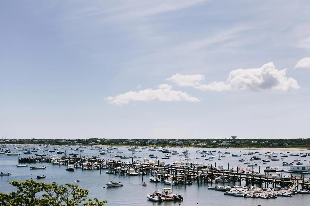 Harborview Hotell 4*