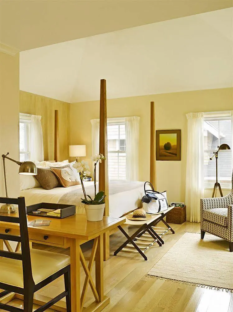 White Elephant Village 4*