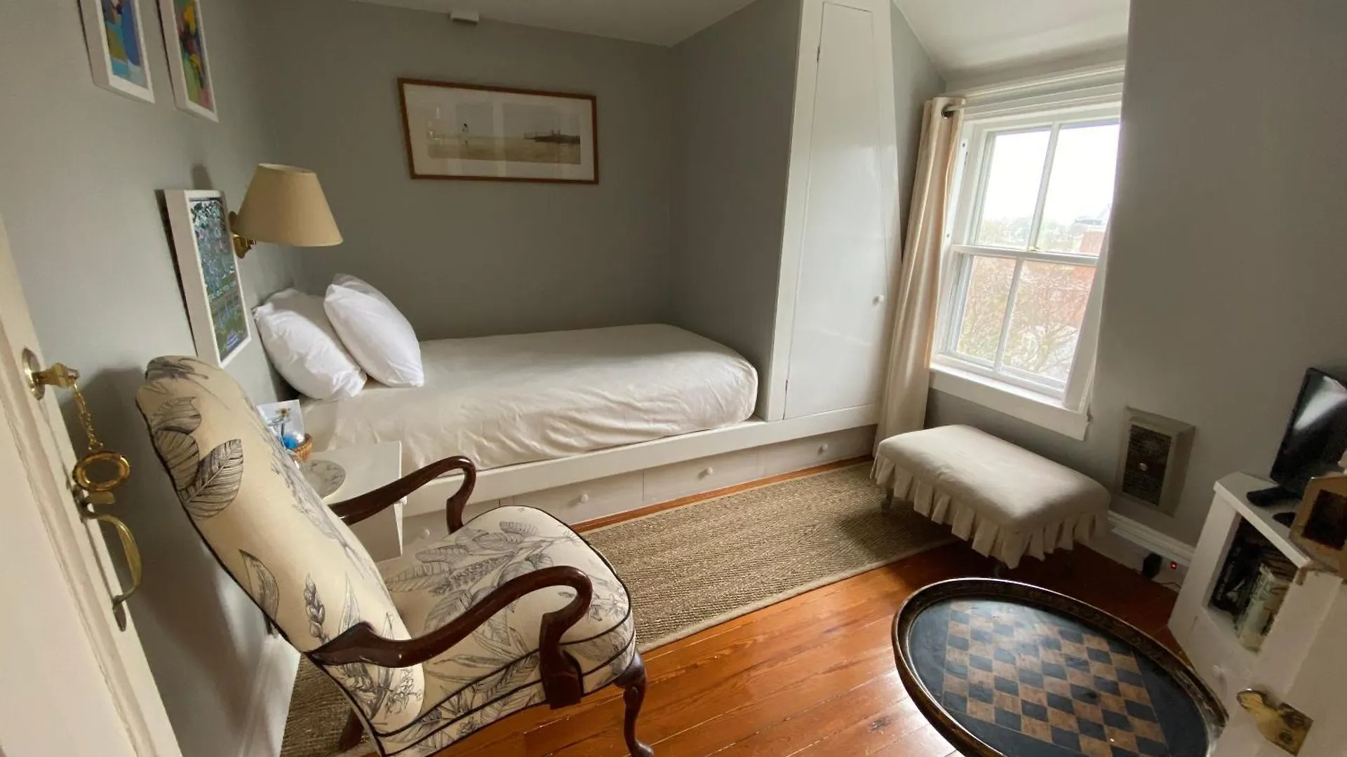 Cliff 4* Nantucket