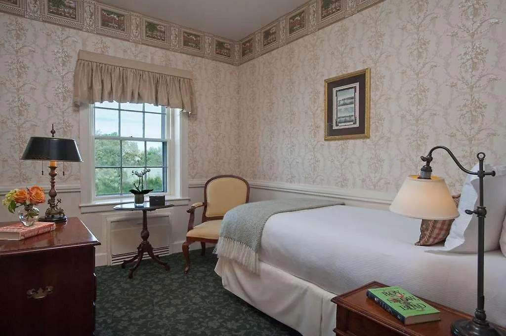 Jared Coffin House Inn 5*