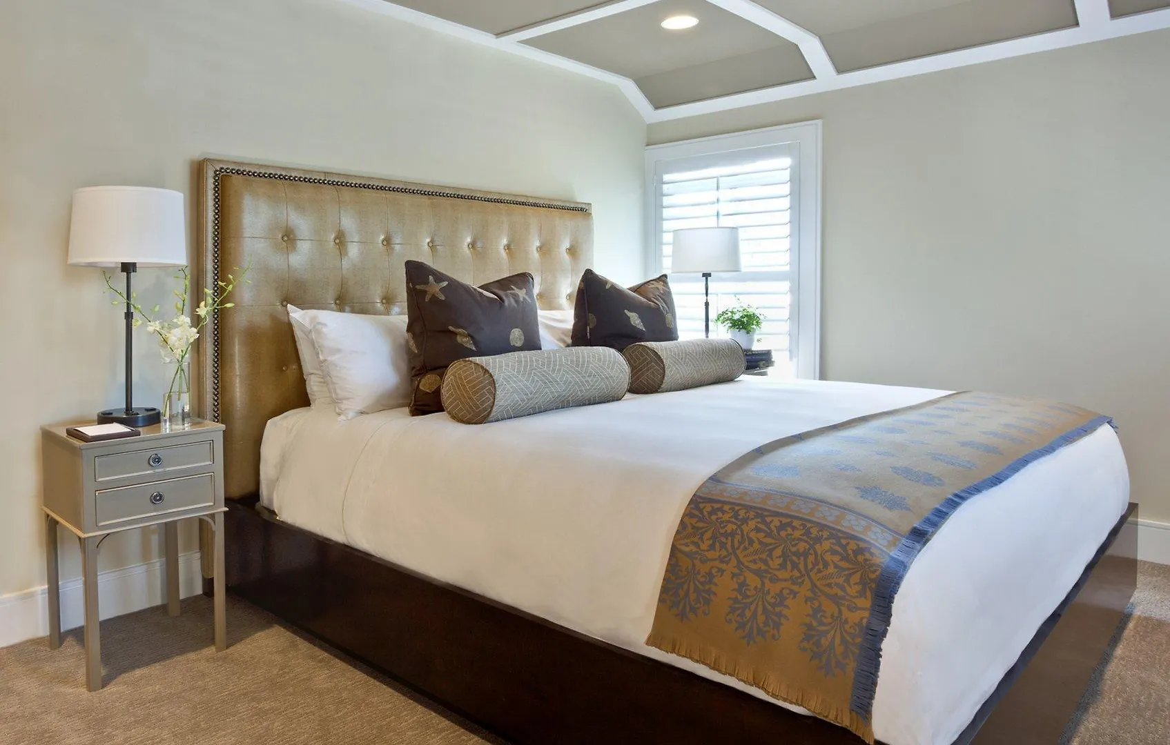 White Elephant Hotell