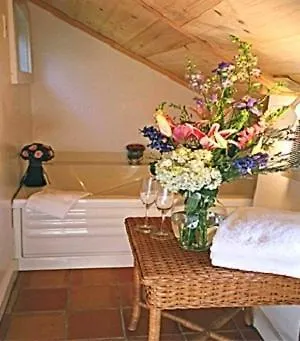 Inn The Summer House Cottages Nantucket