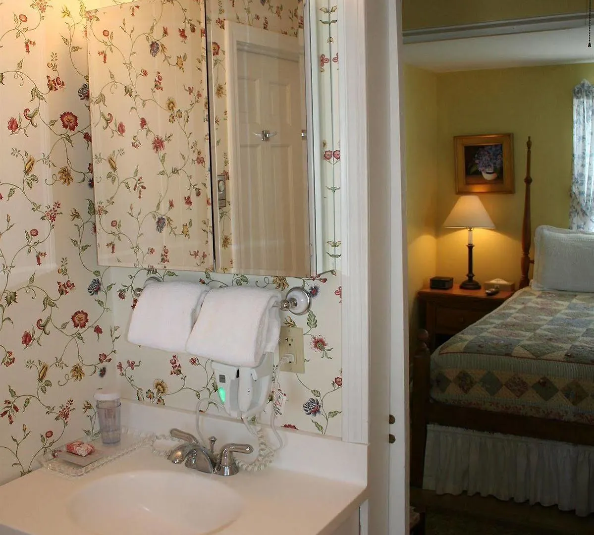 Seven Sea Street Bed & Breakfast