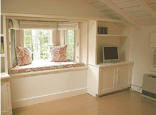 The Summer House Cottages Inn