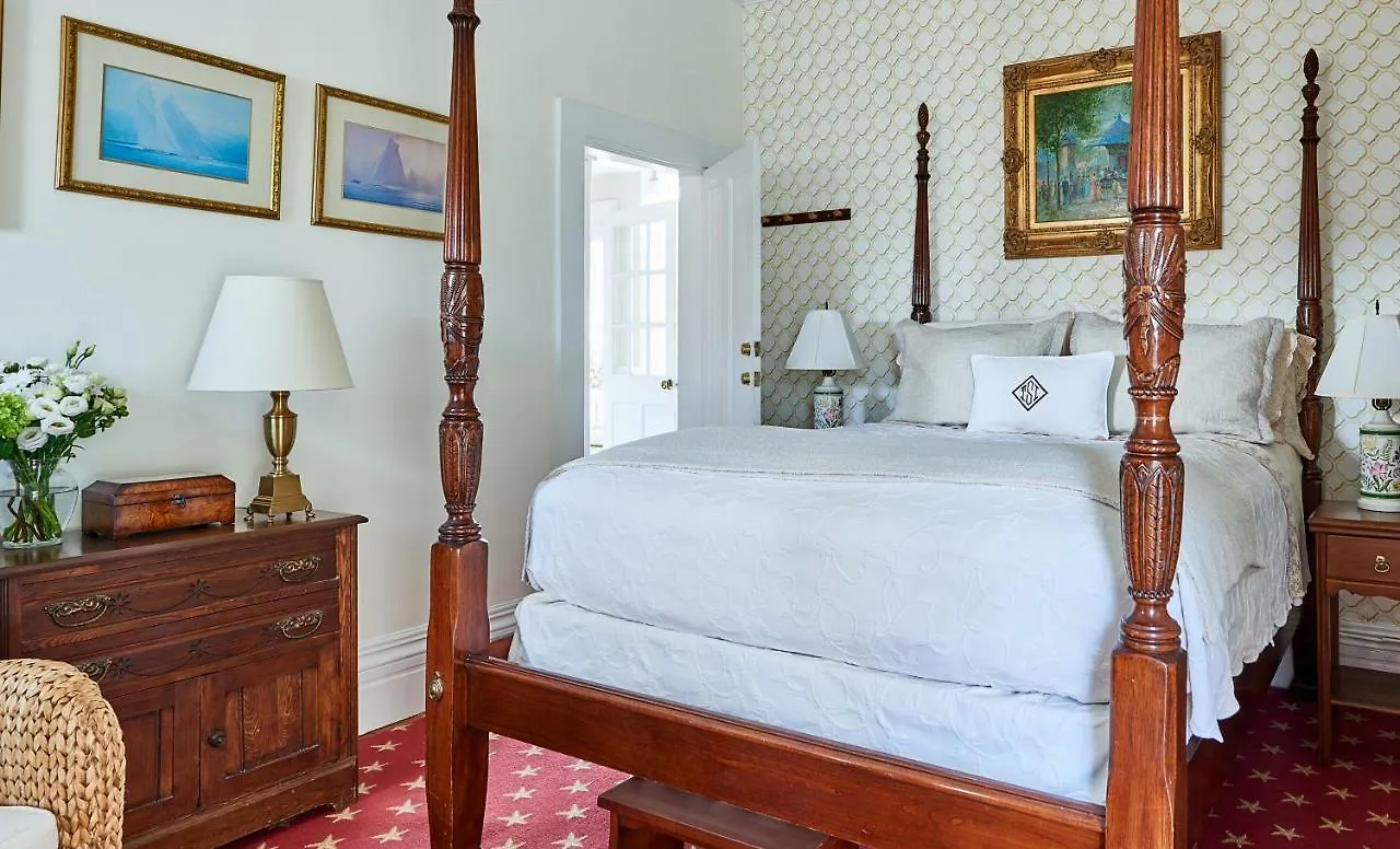Bed and Breakfast Sherburne 3*