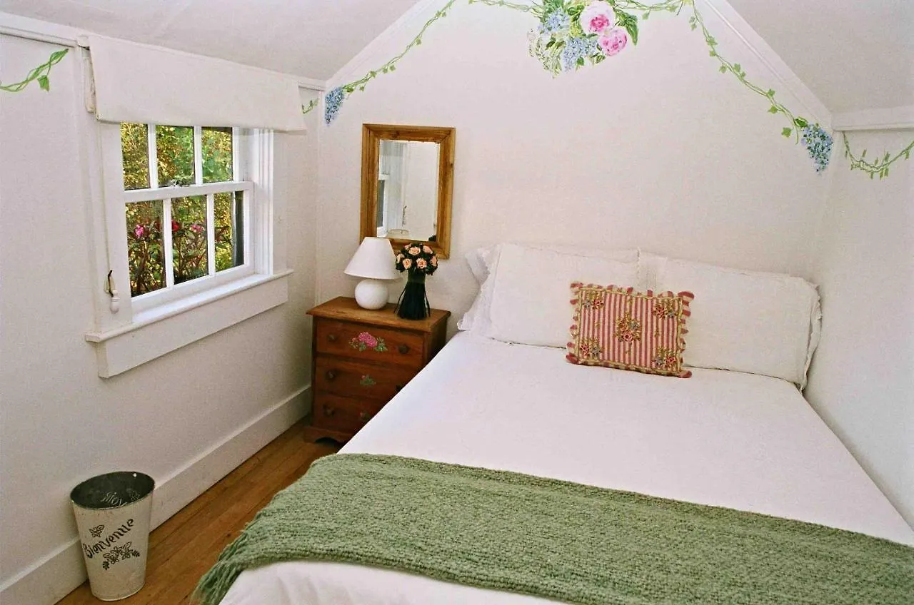 The Summer House Cottages 5* Nantucket